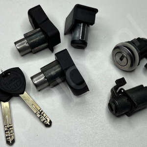 Lancia Delta integrale lock and key set