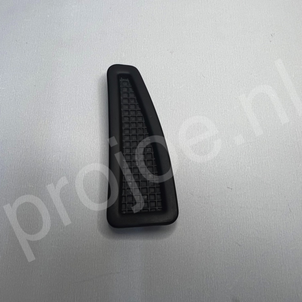Lancia Delta Integrale Evo 1 wing vent – right side – 82470228